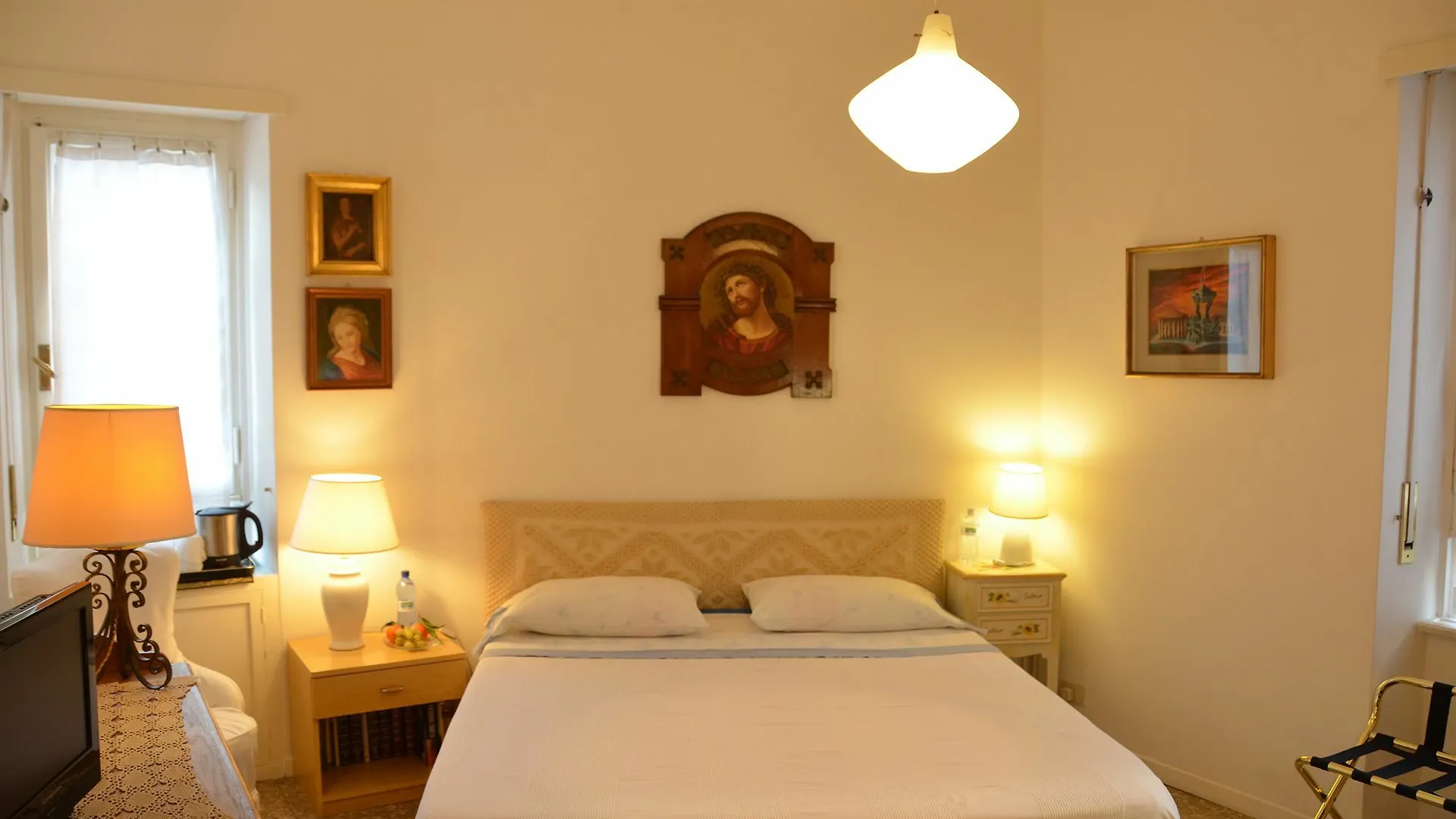 10 E Lode Hotel Rome Italy